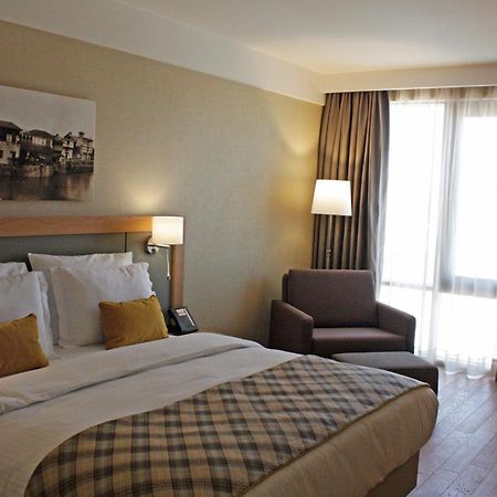 Ramada Hotel & Suites אדאנה מראה חיצוני תמונה
