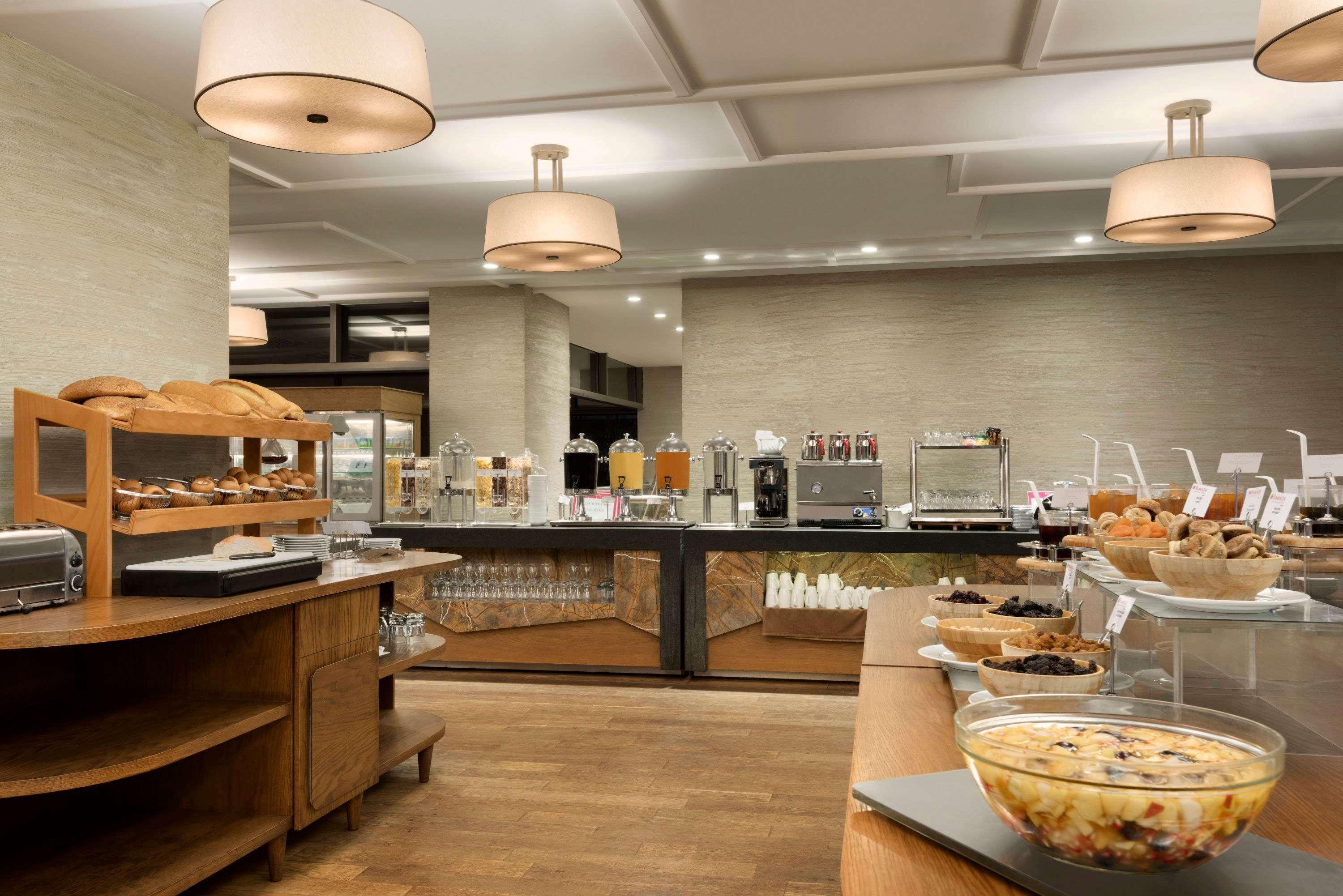 Ramada Hotel & Suites אדאנה מראה חיצוני תמונה