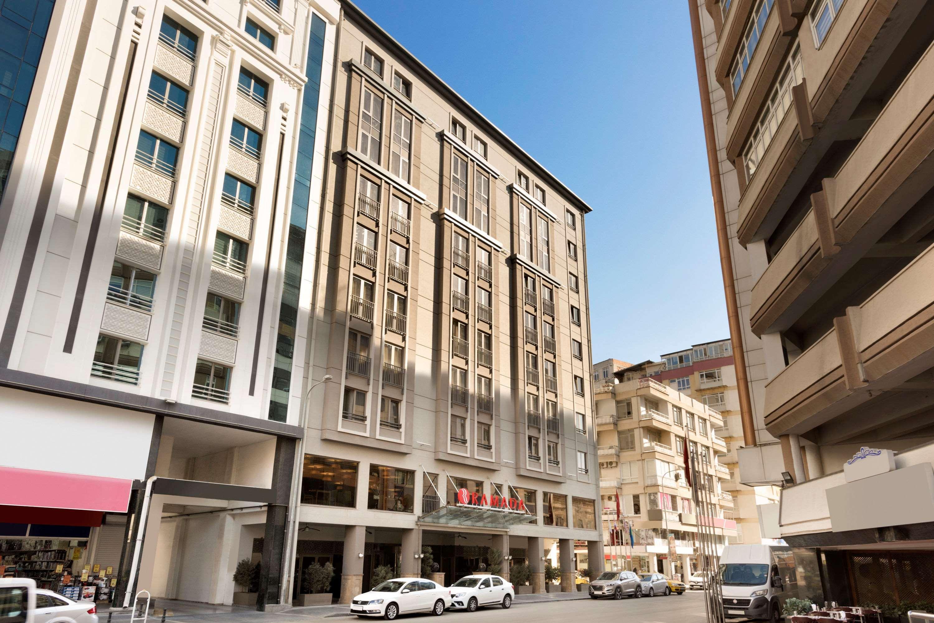 Ramada Hotel & Suites אדאנה מראה חיצוני תמונה